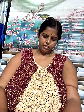 Beauty-queen online show from September 26, 2025, 12:45 pm