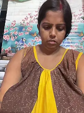 Beauty-queen online show from October 18, 2025, 11:12 am