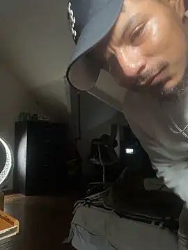 MynameisPaco online show from December 5, 2025, 7:23 pm