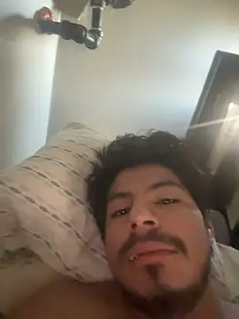 Snapshot of MynameisPaco chatting on October 27, 2025, 1:01 pm MynameisPaco online show from October 27, 2025, 1:01 pm