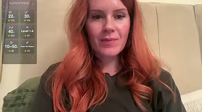 redheadrosie69 online show from March 13, 2025, 8:11 pm