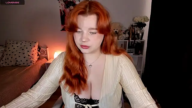  Lisa x online show from November 18, 2025, 5:22 am