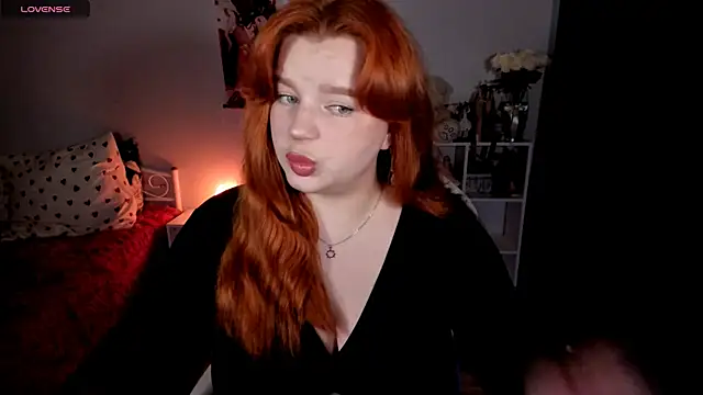  Lisa x online show from November 16, 2025, 5:23 am