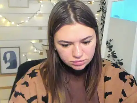 Snapshot of Josephine_Kiss chatting on November 24, 2025, 2:06 pm Josephine Kiss online show from November 24, 2025, 2:06 pm