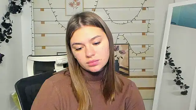 Snapshot of Josephine_Kiss chatting on November 17, 2025, 9:57 am Josephine Kiss online show from November 17, 2025, 9:57 am