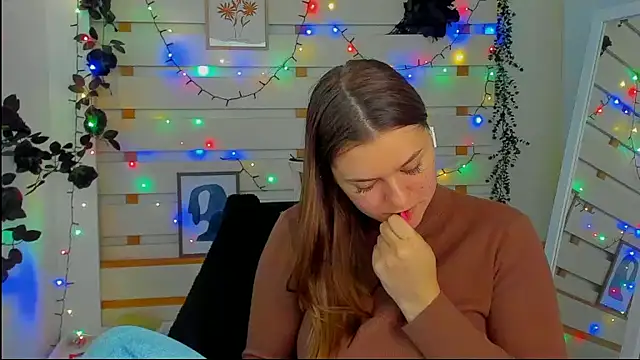 Josephine Kiss online show from April 18, 2026, 7:22 am