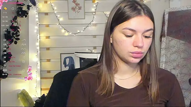 Snapshot of Josephine_Kiss chatting on November 4, 2025, 1:04 pm Josephine Kiss online show from November 4, 2025, 1:04 pm