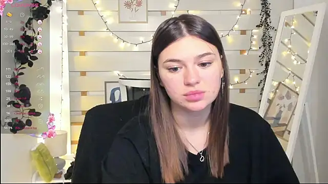 Josephine Kiss online show from January 10, 2026, 4:35 pm