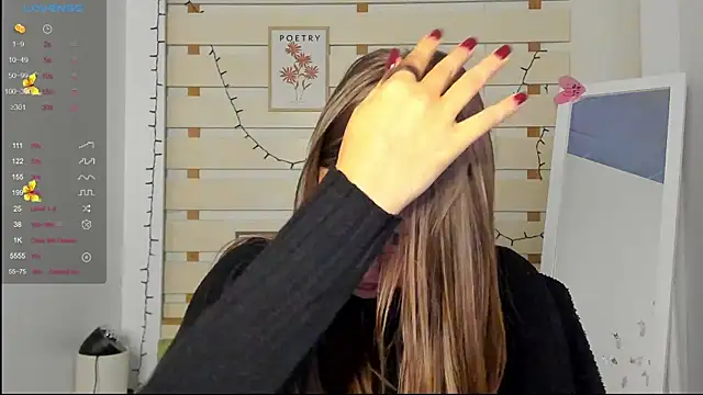 Snapshot of Josephine_Kiss chatting on October 19, 2025, 6:38 am Josephine Kiss online show from October 19, 2025, 6:38 am