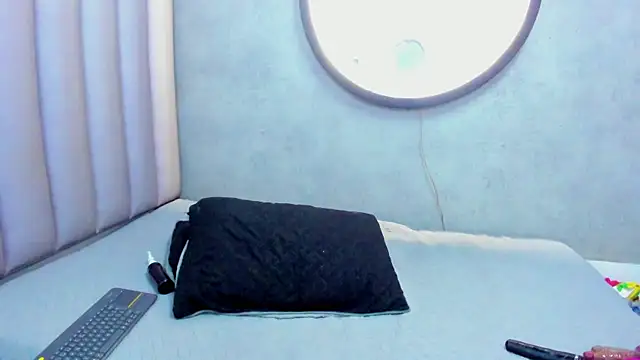 SussanMilf  online show from April 7, 2026, 11:01 am