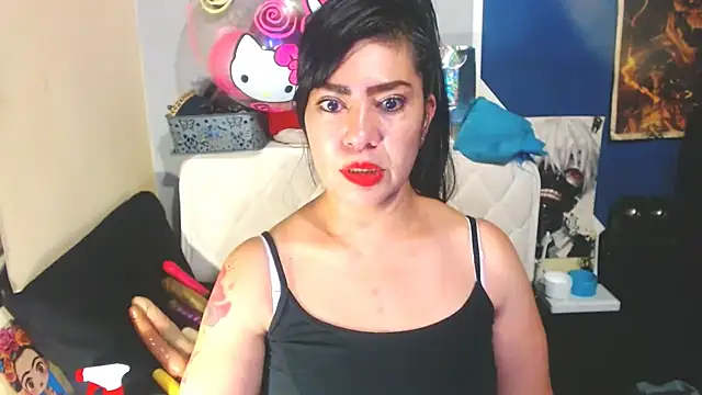 luisahott online show from February 6, 2026, 9:00 pm