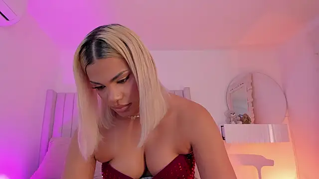 Shelynna azzul online show from February 14, 2026, 9:15 pm