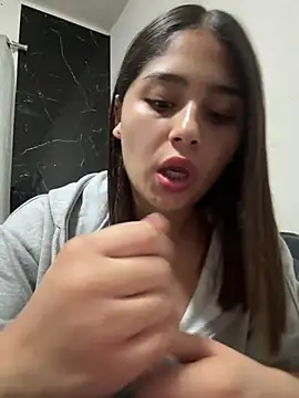 Snapshot of Saraaaaaaxnx chatting on July 10, 2026, 5:29 am Saraaaaaaxnx online show from July 10, 2026, 5:29 am