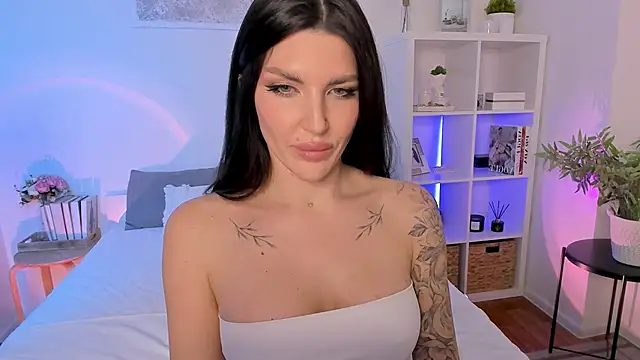Snapshot of Sasha_Miro chatting on January 17, 2025, 10:33 am Sasha Miro online show from January 17, 2025, 10:33 am