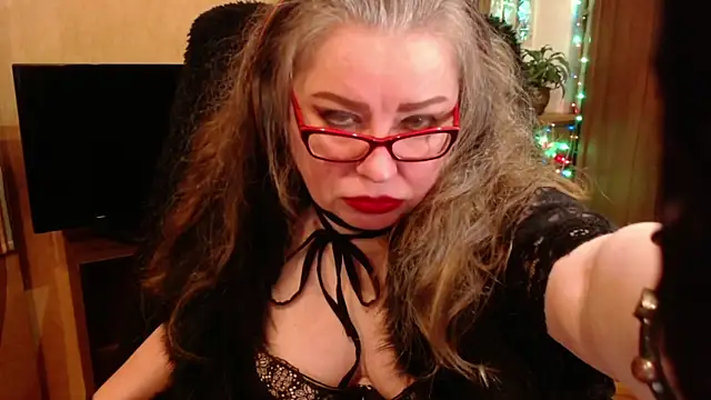 Snapshot of Miss_Tress chatting on January 19, 2025, 8:09 pm Miss Tress online show from January 19, 2025, 8:09 pm