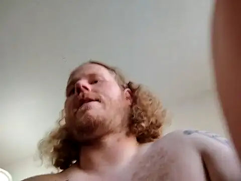 Snapshot of Barrentine88 chatting on February 24, 2025, 4:26 pm Barrentine88 online show from February 24, 2025, 4:26 pm