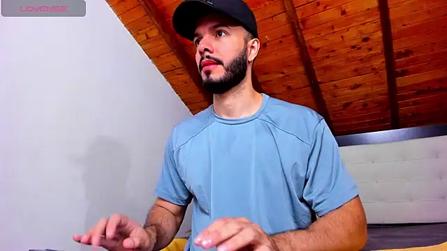 Tom Bailey online show from April 7, 2026, 12:51 pm