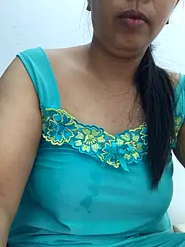 Lanyingxin18 online show from April 16, 2026, 11:18 pm