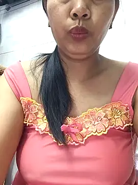 Snapshot of Lanyingxin18 chatting on February 13, 2026, 11:27 pm Lanyingxin18 online show from February 13, 2026, 11:27 pm