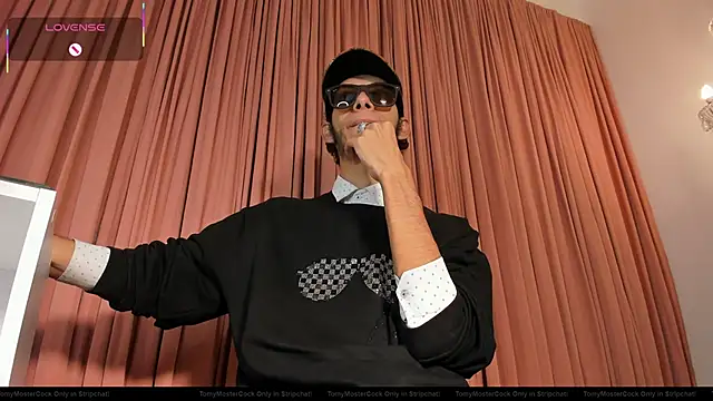 TomyMosterCock online show from November 28, 2025, 8:20 pm