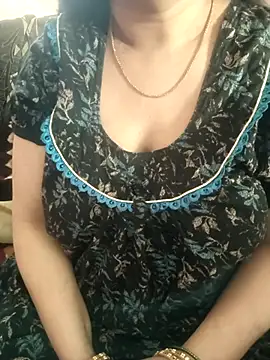 cuteyqueen online show from February 16, 2026, 6:45 am