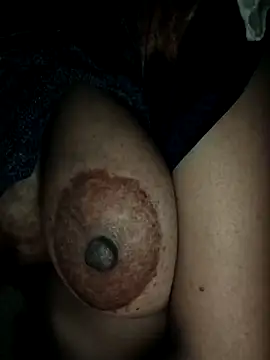 cuteyqueen online show from February 2, 2025, 2:06 am