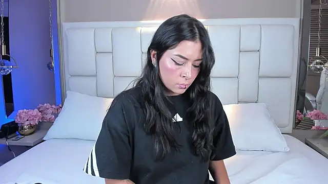 JessyEvans online show from October 7, 2025, 7:48 pm