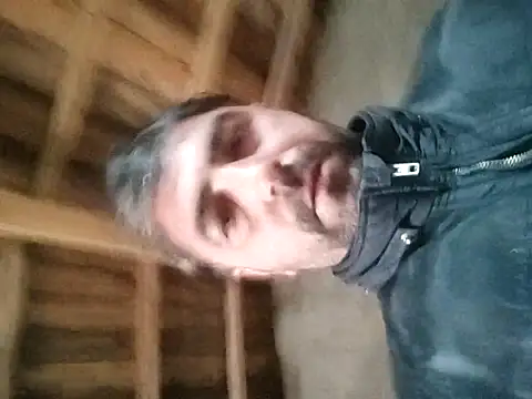 Snapshot of Muratcanik44 chatting on March 27, 2026, 11:11 am Muratcanik44 online show from March 27, 2026, 11:11 am