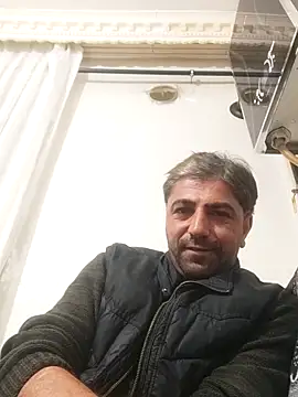 Snapshot of Muratcanik44 chatting on April 21, 2026, 11:33 pm Muratcanik44 online show from April 21, 2026, 11:33 pm