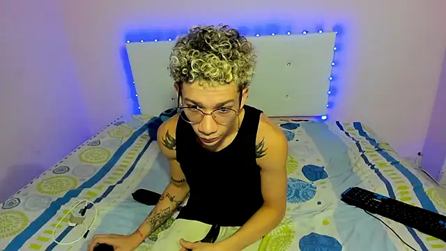 mateodeamjo online show from October 30, 2025, 9:29 am