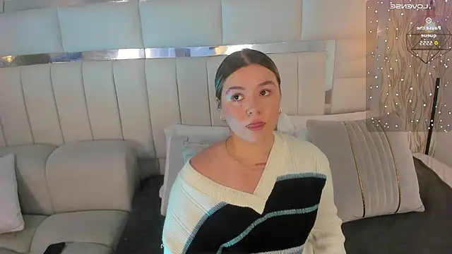 Snapshot of 1m_dalhia chatting on February 20, 2026, 8:33 pm 1m dalhia online show from February 20, 2026, 8:33 pm