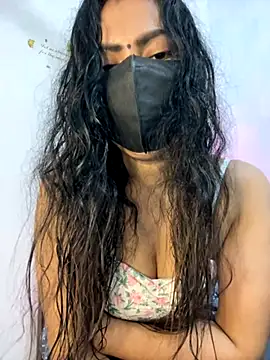 Angel Zaara online show from November 24, 2025, 3:23 pm