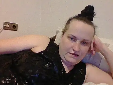  squirty cum lady  online show from March 3, 2025, 8:32 pm