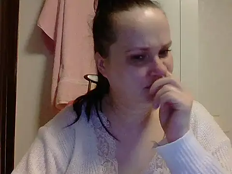  squirty cum lady  online show from March 12, 2025, 6:32 pm