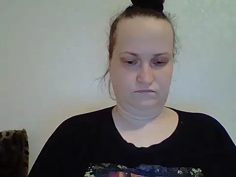  squirty cum lady  online show from March 17, 2025, 7:26 pm