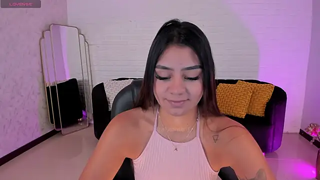 Snapshot of AllyJensen chatting on October 8, 2025, 10:17 am AllyJensen online show from October 8, 2025, 10:17 am