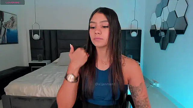 Snapshot of AllyJensen chatting on February 4, 2026, 10:21 am AllyJensen online show from February 4, 2026, 10:21 am