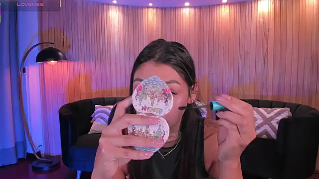 Snapshot of AllyJensen chatting on November 15, 2025, 10:08 am AllyJensen online show from November 15, 2025, 10:08 am