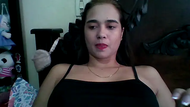 trianabell online show from September 25, 2025, 4:24 pm