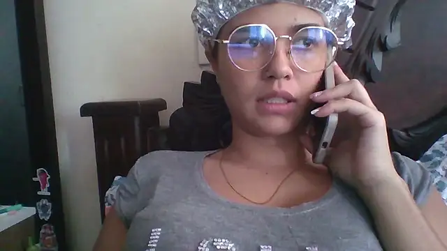 trianabell online show from January 10, 2026, 5:30 pm