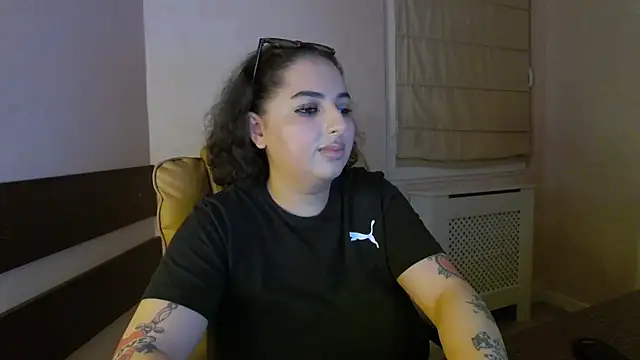 BustyAllyy online show from June 9, 2026, 6:42 pm