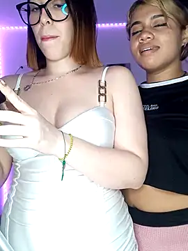 LABARBIEBLANCA online show from March 12, 2025, 8:09 pm