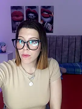 LABARBIEBLANCA online show from March 18, 2025, 7:55 pm