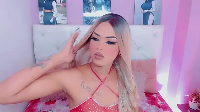 Snapshot of Amanda_bigx chatting on February 15, 2026, 10:03 am Amanda bigx online show from February 15, 2026, 10:03 am