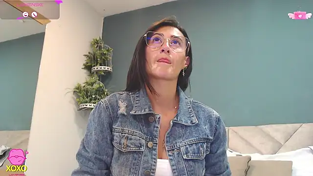 SharisWillian online show from April 2, 2026, 4:08 am