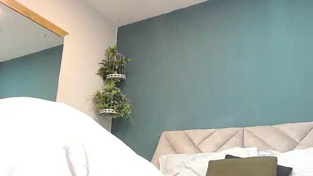 SharisWillian online show from March 16, 2026, 3:58 am