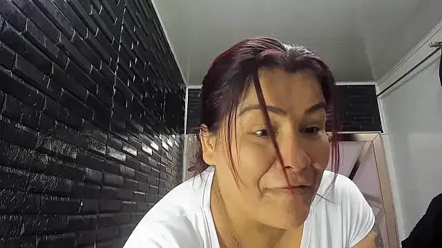 DaianaLutz online show from January 7, 2026, 2:22 pm