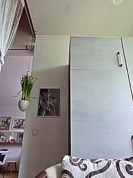 Schnubby1 online show from March 14, 2025, 8:21 am