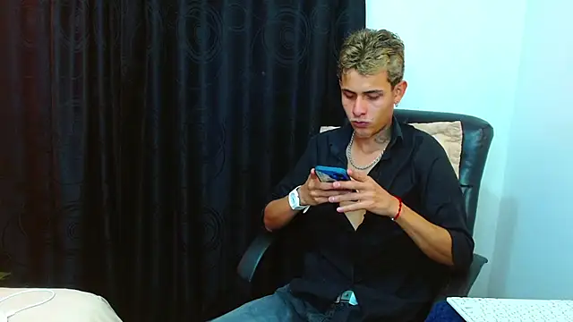 Bastiaan 28 online show from March 30, 2026, 10:55 pm