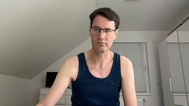 zxzx cam1 online show from March 6, 2026, 4:24 pm